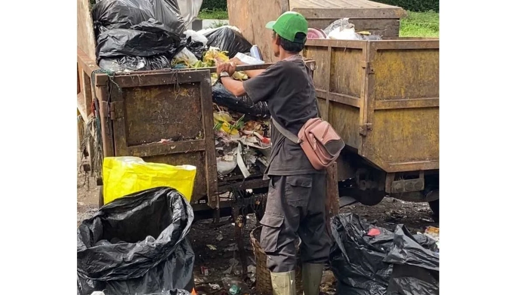 sampah plastik